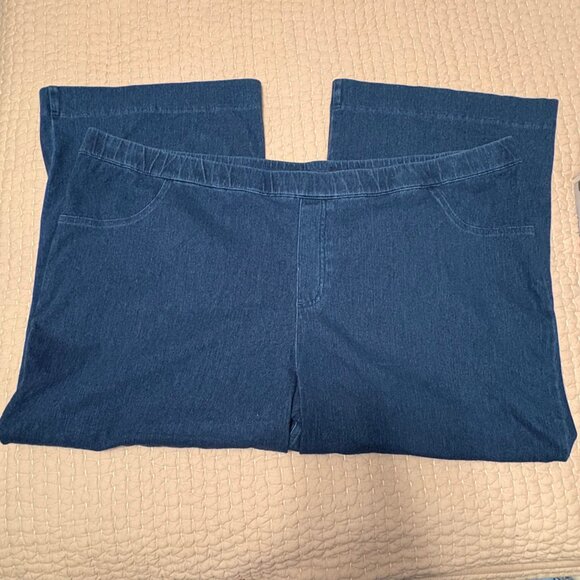 Isaac Mizrahi Knit Denim Pull On Wide Leg Cropped Pant - Size: 5X - NWT - Picture 2 of 13